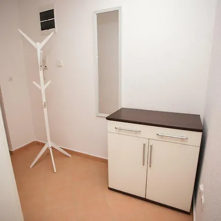 Resident 21 * Lukavica
